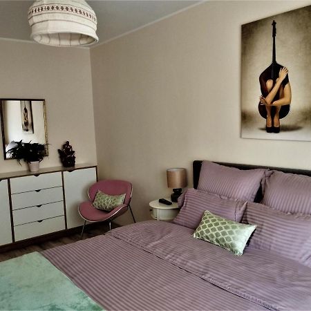 דירות בראשוב Central Lala Apartament מראה חיצוני תמונה